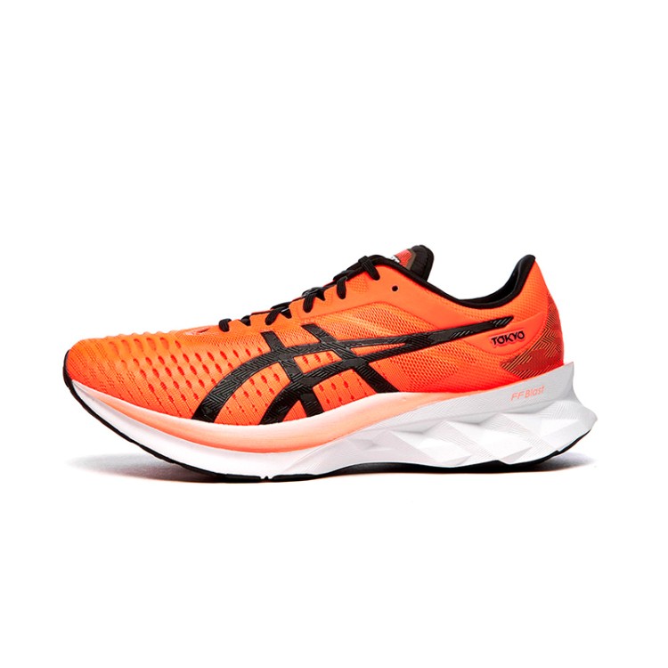 Кросівки чоловічі Asics Novablast Tokyo червоні 1011B072-600  изображение 1