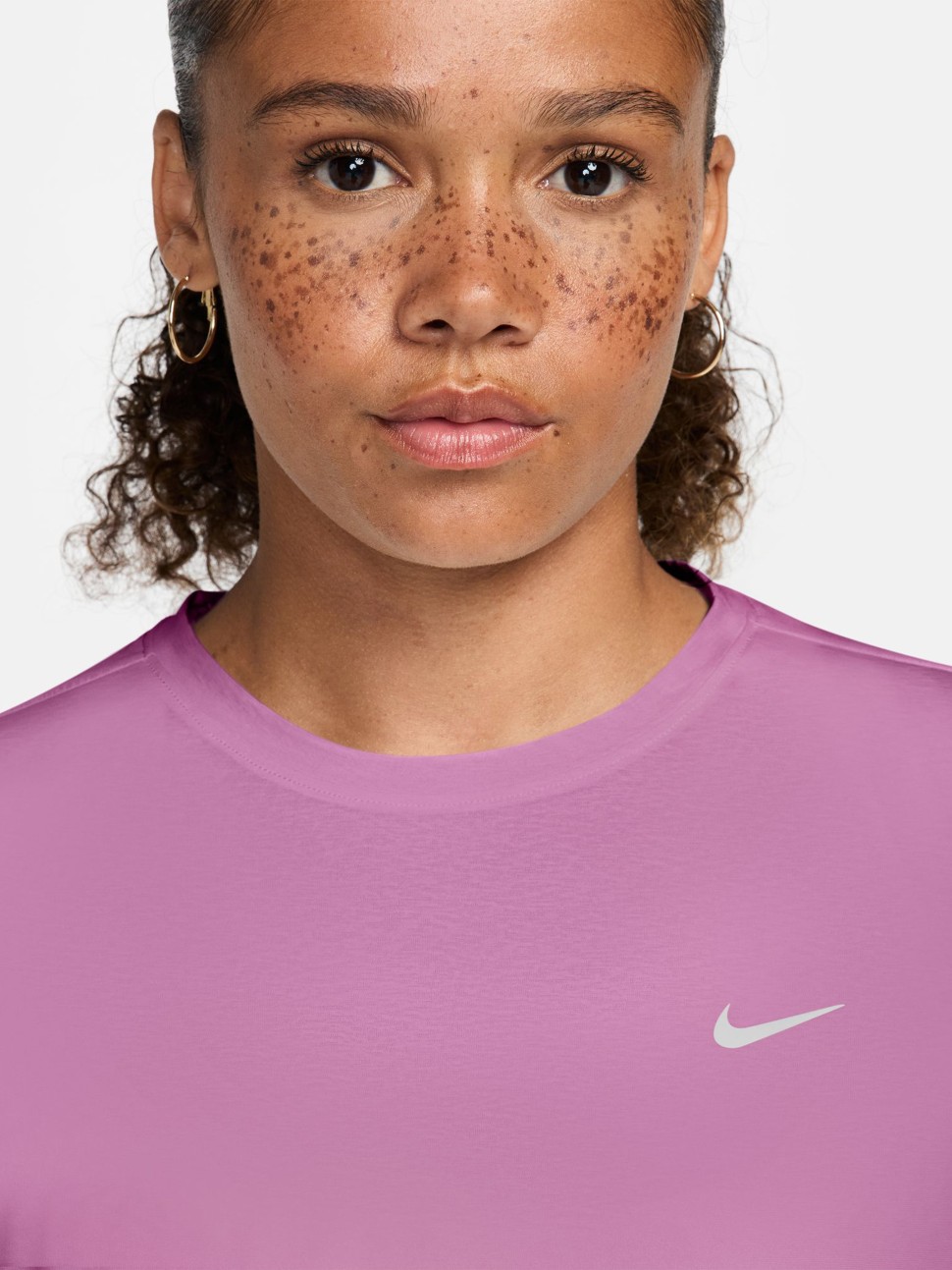 Футболка женская Nike W NK SWFT NVLT BRTHE SS TOP розовая IF1680-503 — фото 4 — Sport City Футболка женская Nike W NK SWFT NVLT BRTHE SS TOP розовая IF1680-503 — фото 4