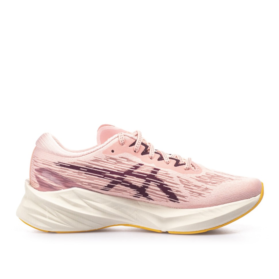 Кросівки жіночі Asics Novablast 3 рожеві 1012B288-700 — фото 1
