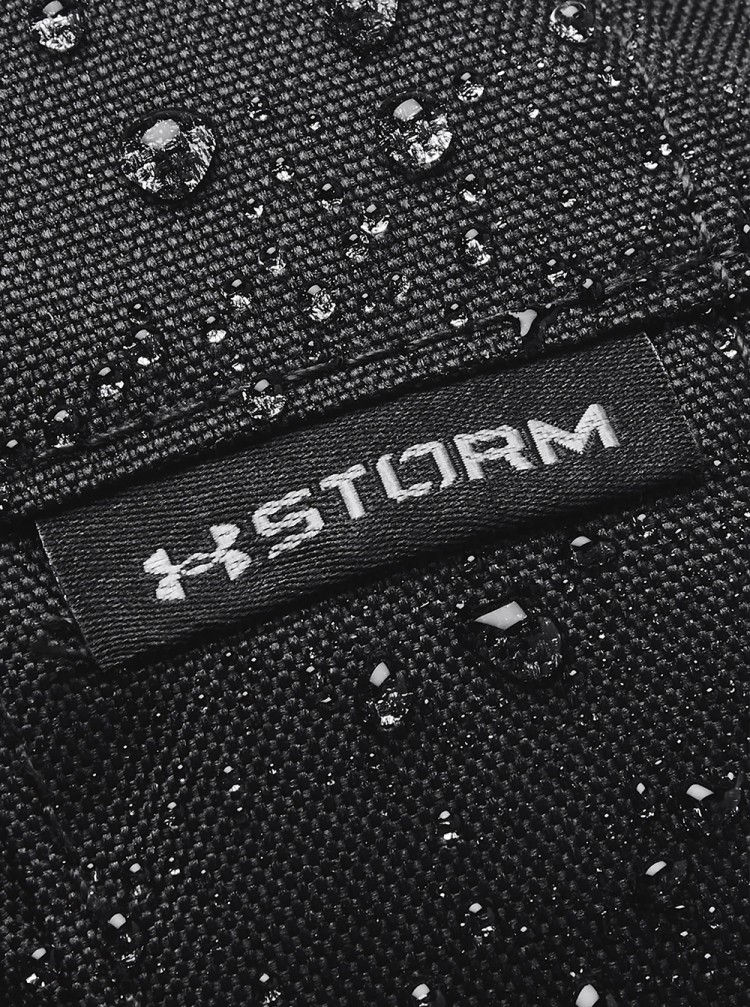 Рюкзак  Under Armour UA Hustle Lite Backpack чорний 1364180-002 изображение 13