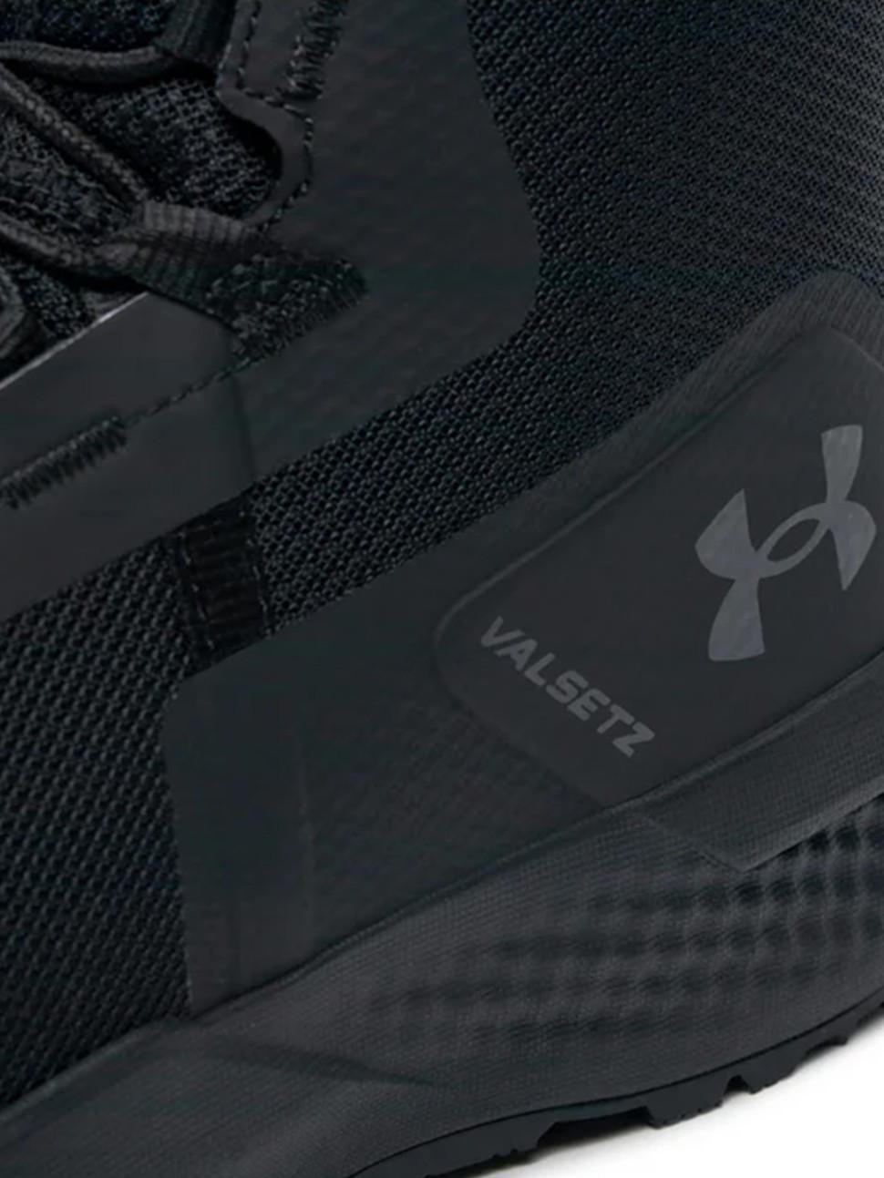 Черевики чоловічі Under Armour UA Charged Valsetz Mid чорні 3027382-001 — фото 6