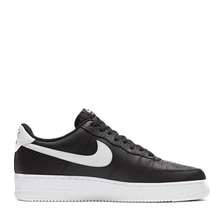 Кроссовки мужские Nike AIR FORCE 1 07 черные CT2302-002