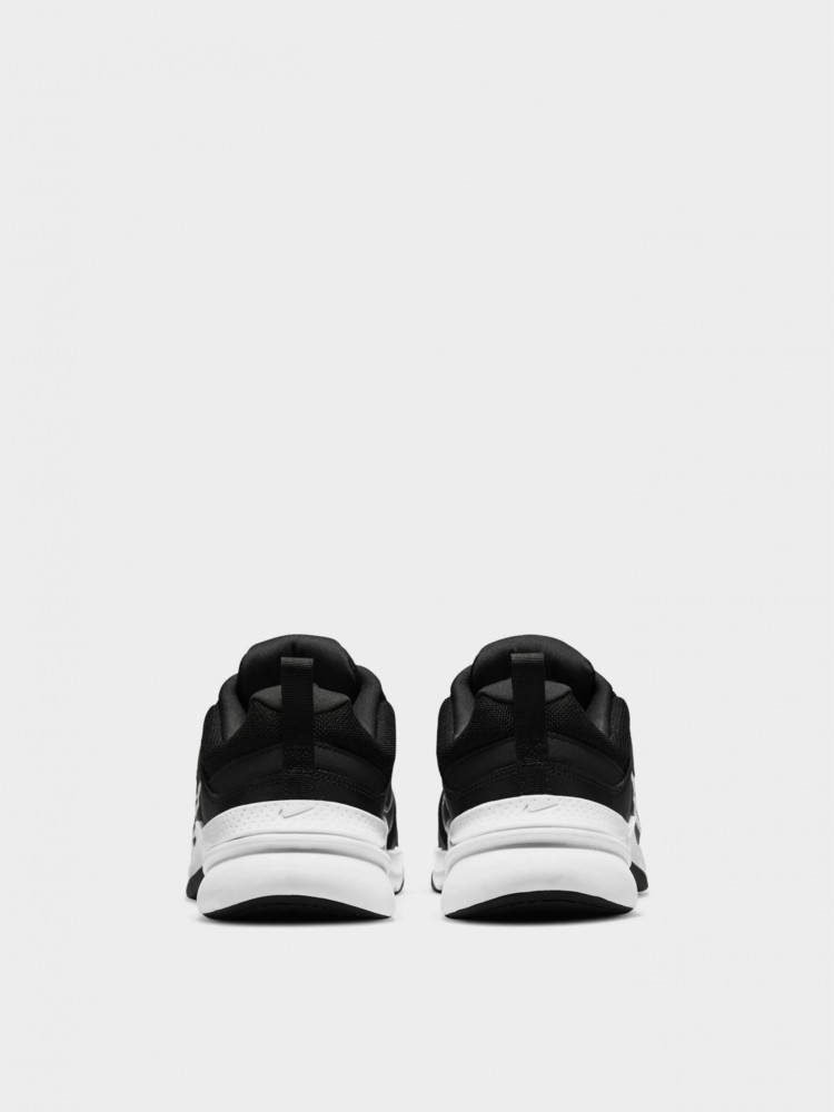 Кроссовки мужские Nike NIKE DEFYALLDAY черные DJ1196-002 изображение 4