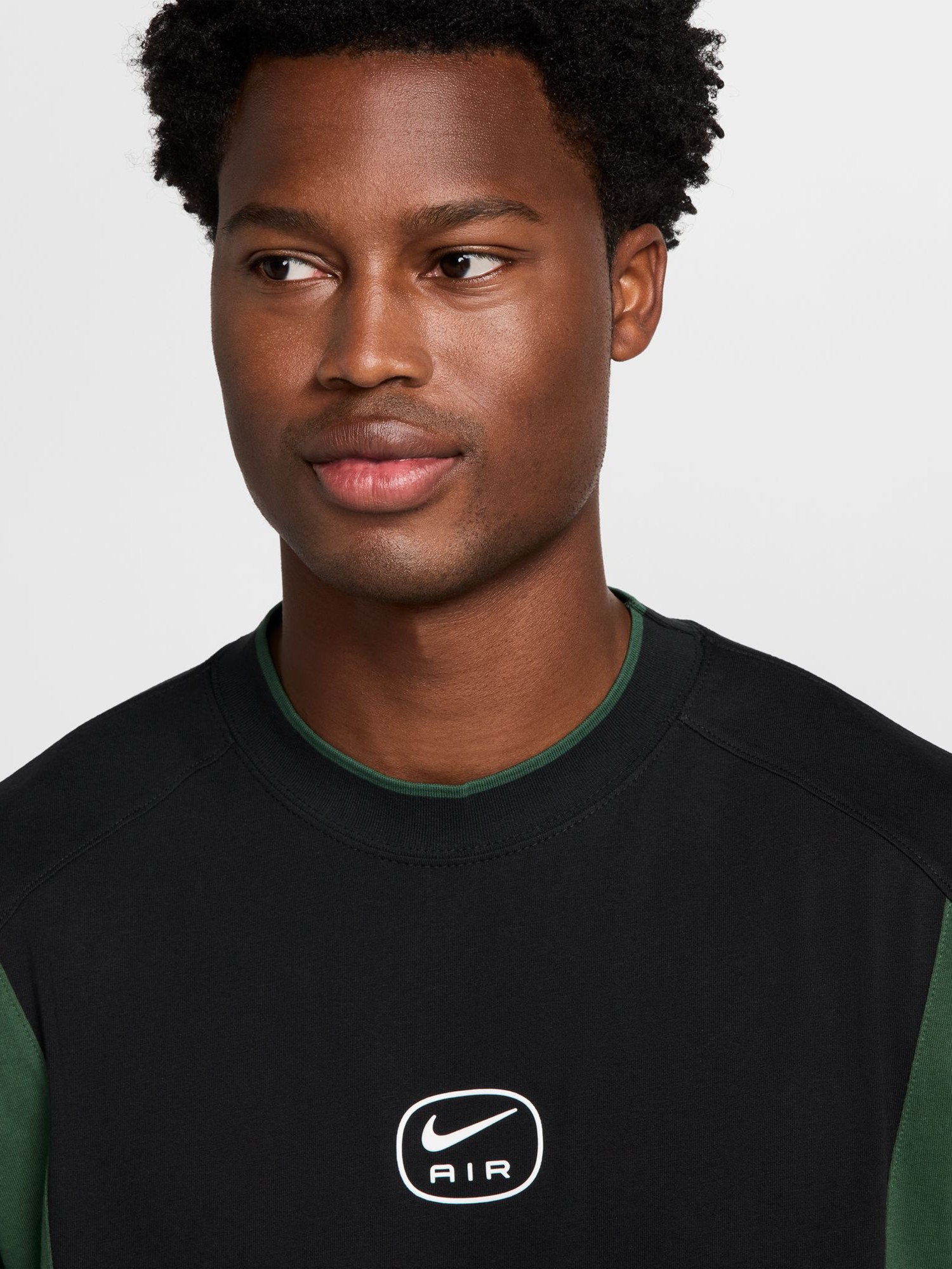 Футболка чоловіча Nike M NSW SW AIR L FIT TOP чорна HM0182-011 изображение 4