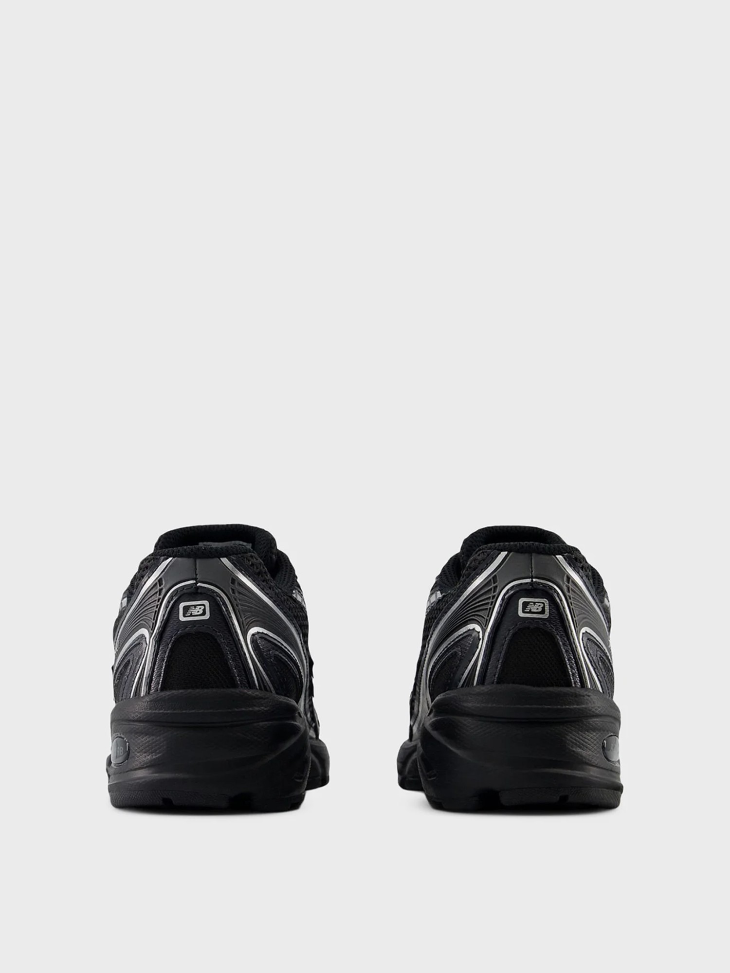 Кросівки жіночі New Balance 740 чорні GR740BM изображение 5