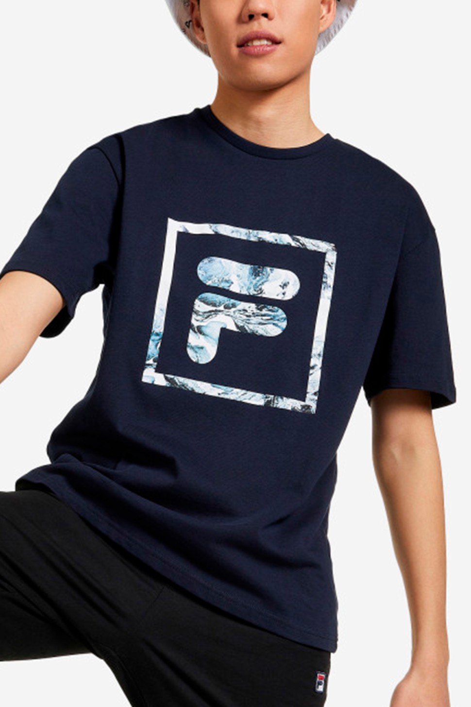 Футболка мужская FILA T-shirt синяя 107749-Z4 — фото 2 — Sport City Футболка мужская FILA T-shirt синяя 107749-Z4 — фото 2
