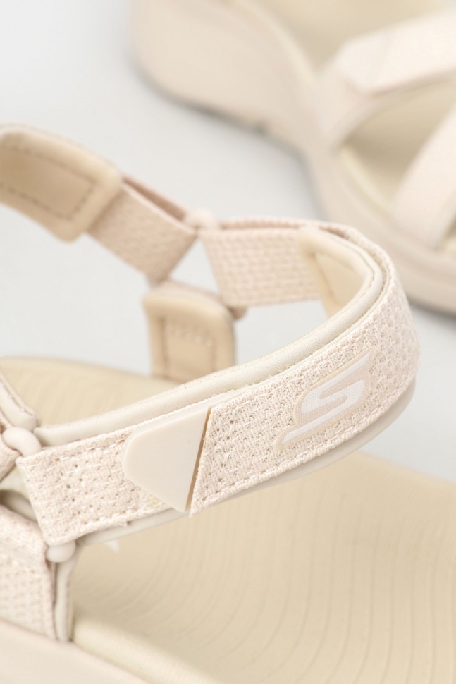 Сандалії жіночі Skechers Go Walk Arch Fit бежеві 140251 NAT   изображение 4