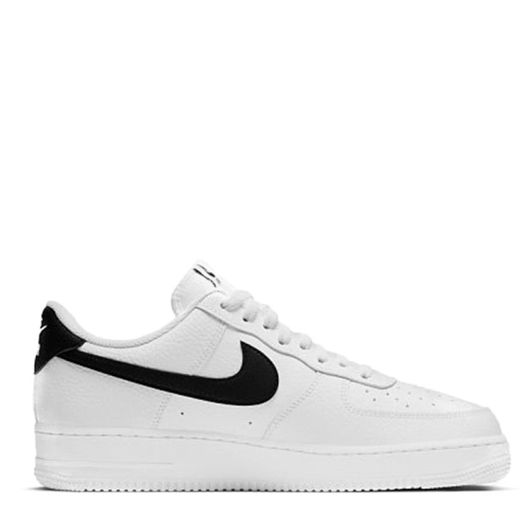 Кроссовки мужские Nike AIR FORCE 1 07 белые CT2302-100