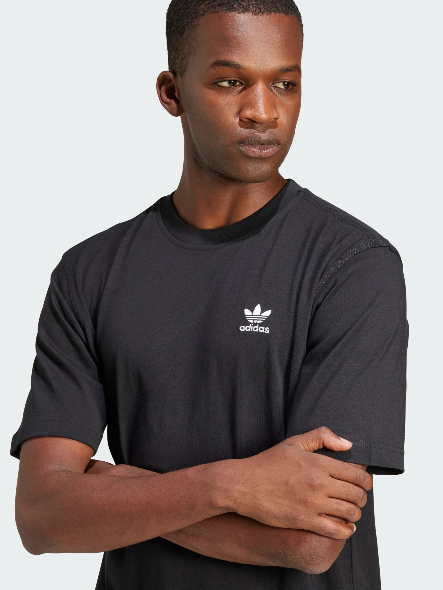 Футболка мужская Adidas TREFOIL ESS TEE черная JI8545 изображение 4
