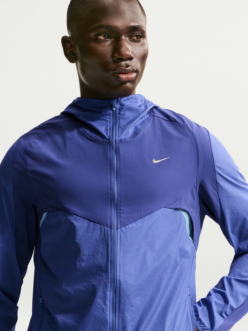 Вітрівка чоловіча Nike M NK RPL STRIDE NVLTY JKT синя IF2367-455 — фото 4