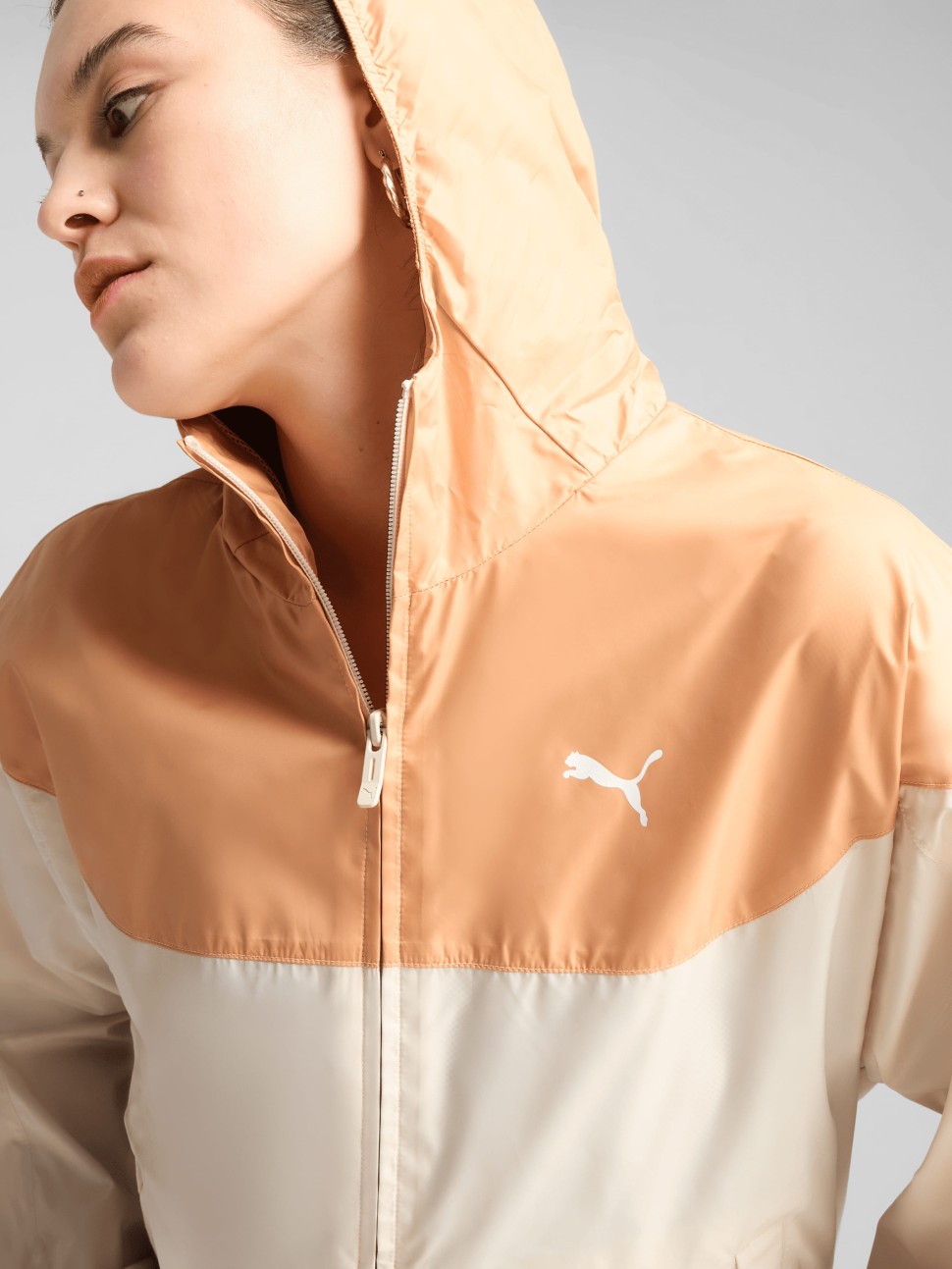 Вітрівка жіноча Puma ESS Relaxed Windbreaker бежева 68513487 — фото 5