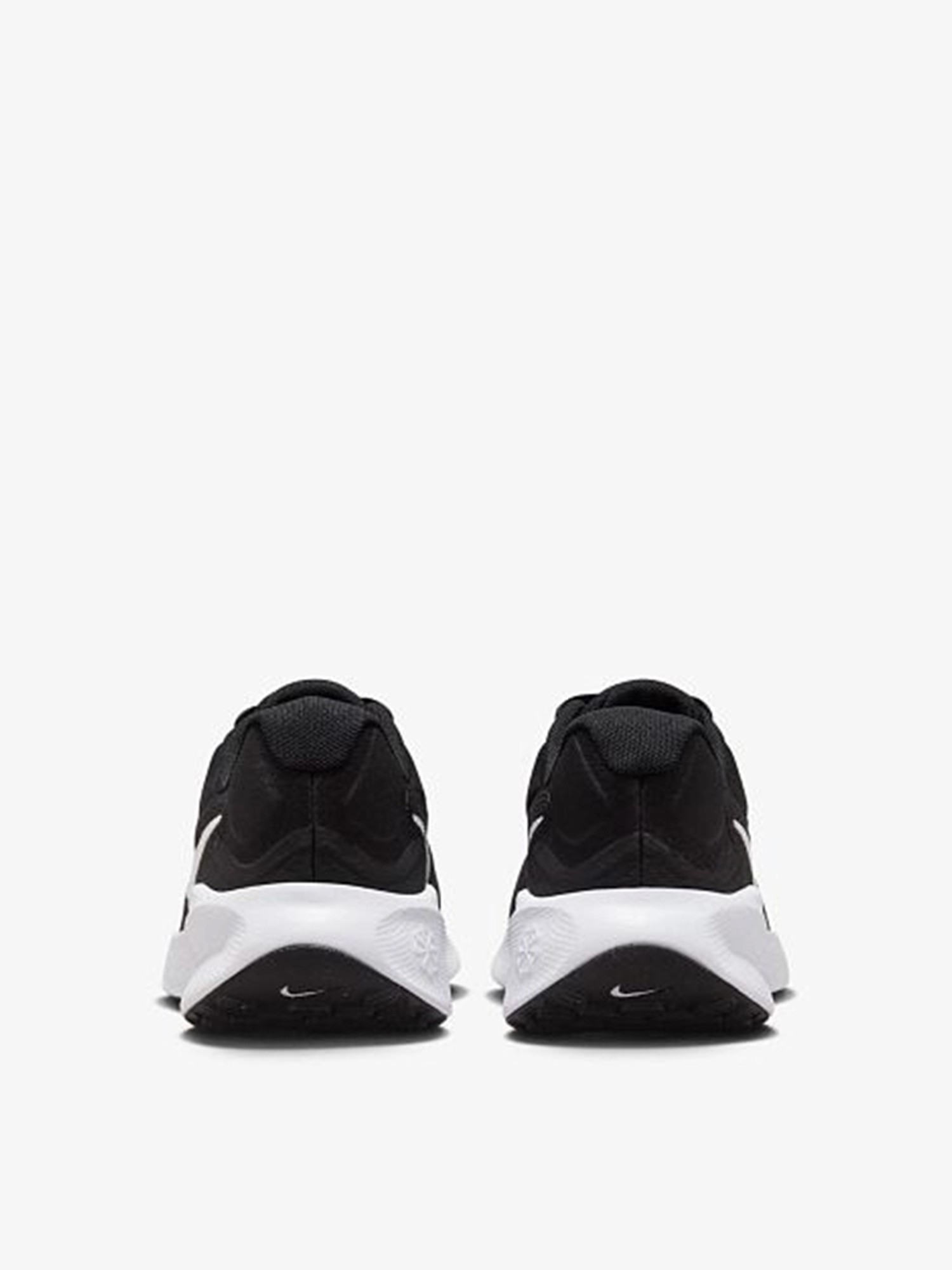 Кросівки жіночі Nike W NIKE REVOLUTION 7 чорні FB2208-003 изображение 6