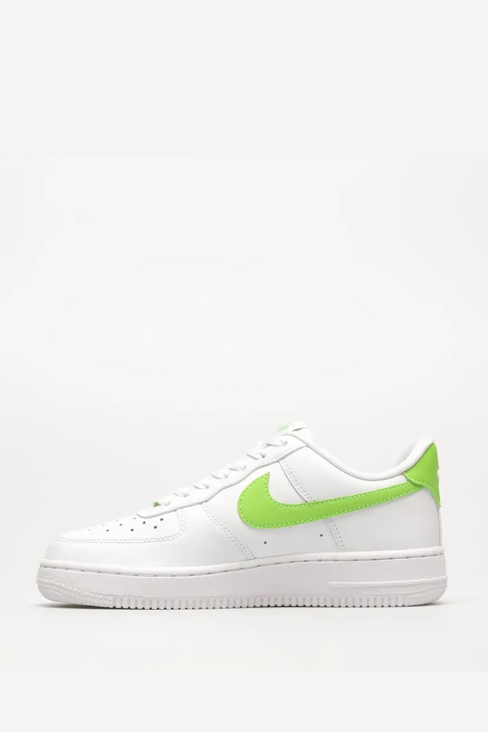 Кроссовки женские Nike WMNS AIR FORCE 1 07 белые DD8959-112 — фото 3 — Sport City Кроссовки женские Nike WMNS AIR FORCE 1 07 белые DD8959-112 — фото 3