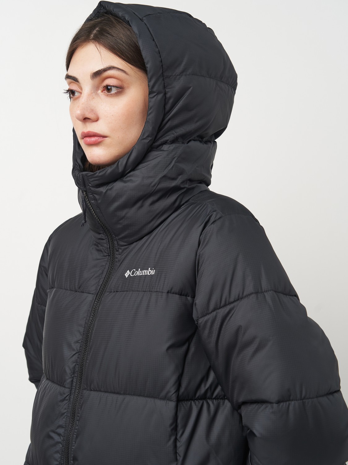 Куртка женская Columbia Puffect™ II Long Jacket черная 2088451-010 изображение 5