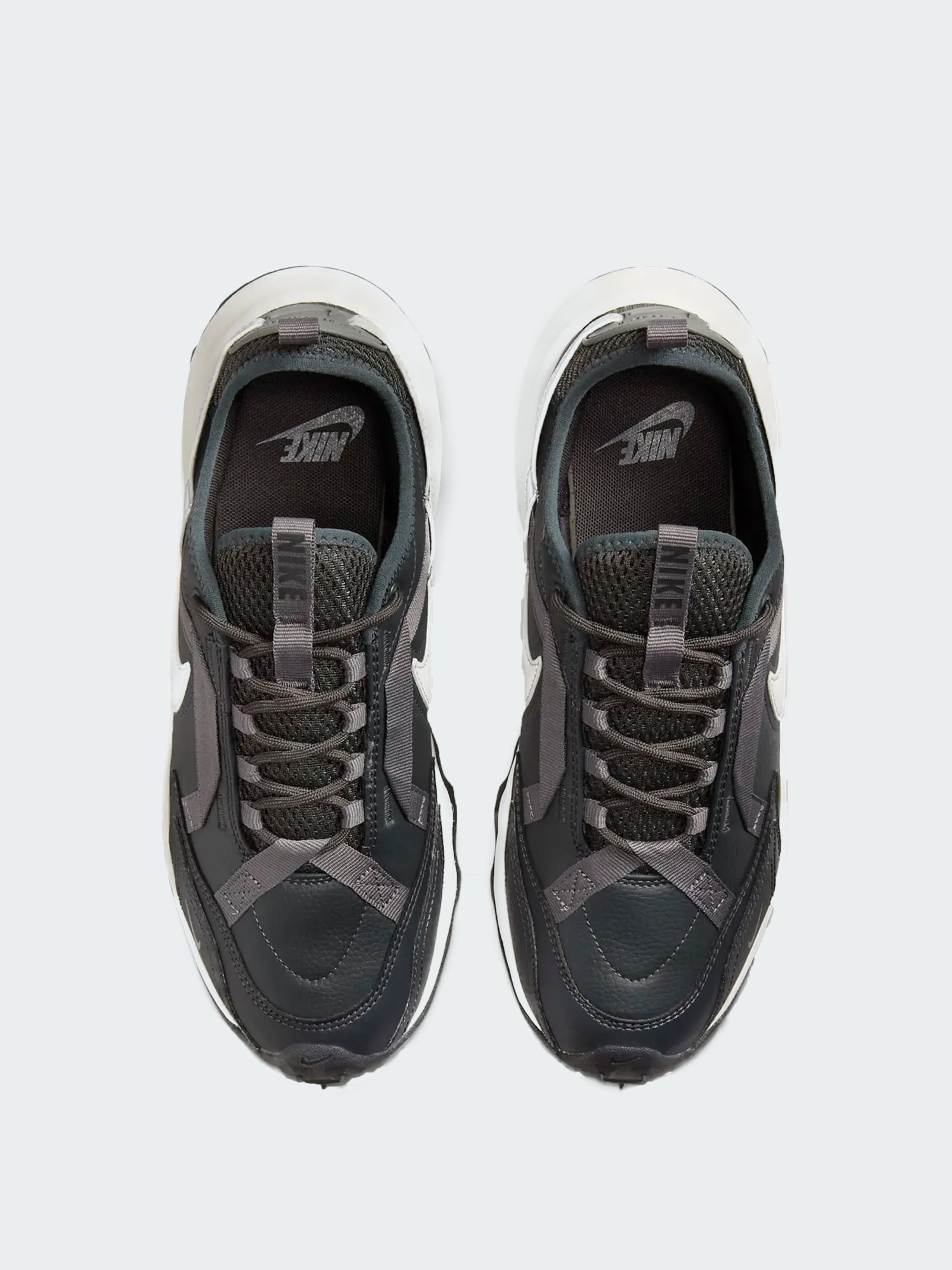 Кросівки жіночі Nike W NIKE TC 7900 чорні DD9682-001 изображение 4