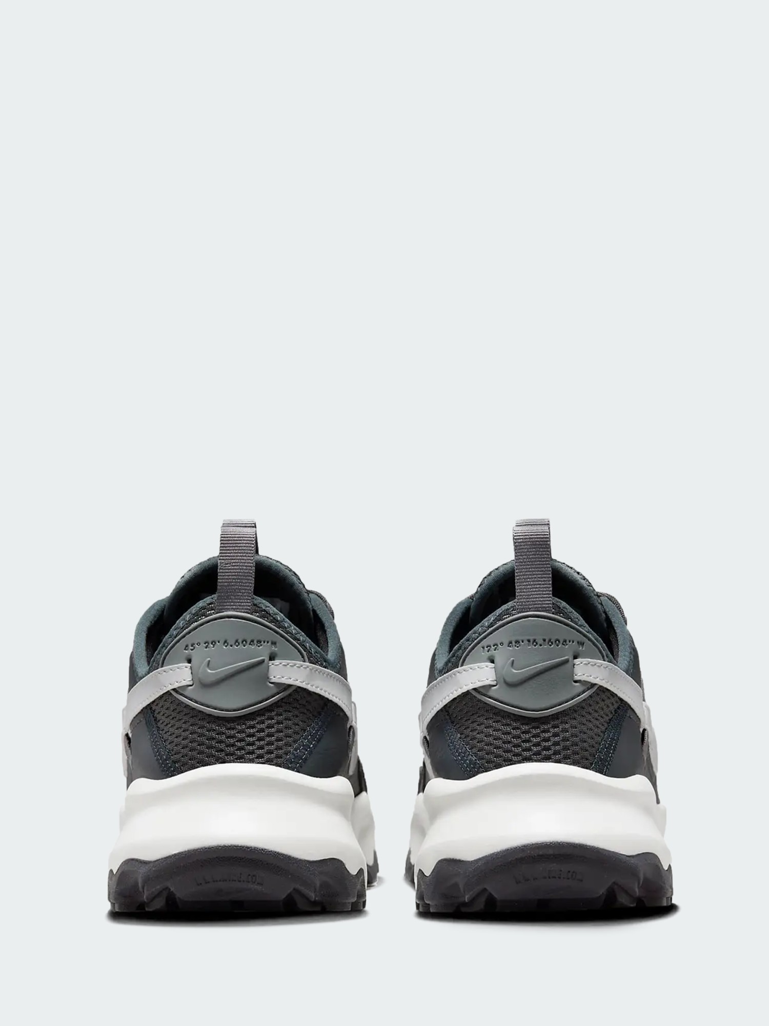 Кросівки жіночі Nike W NIKE TC 7900 чорні DD9682-001 изображение 6