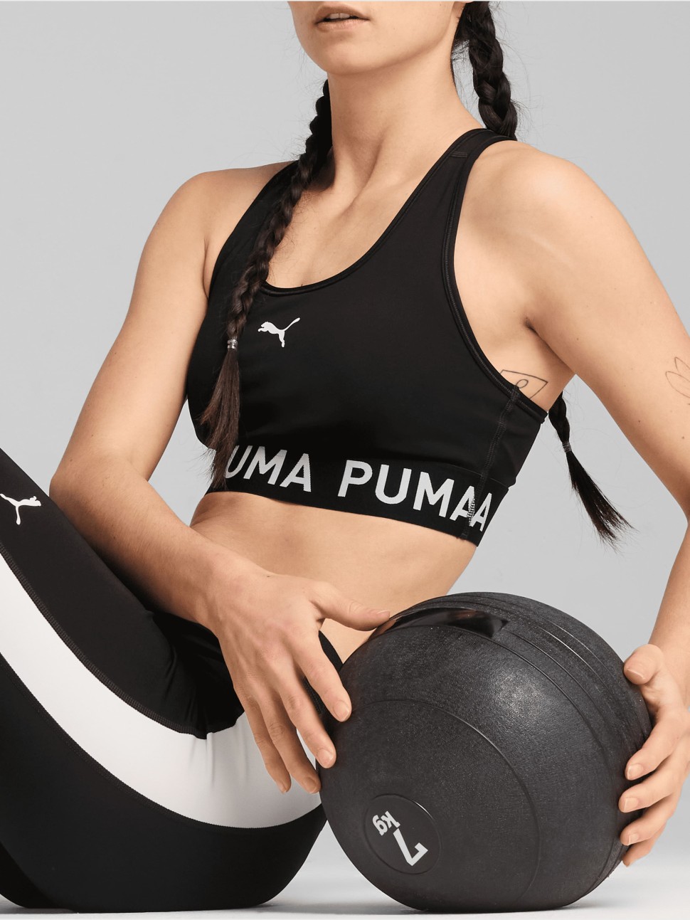 Бра жіночий Puma 4KEEPS ELASTIC BRA - P чорний 52696201 — фото 4