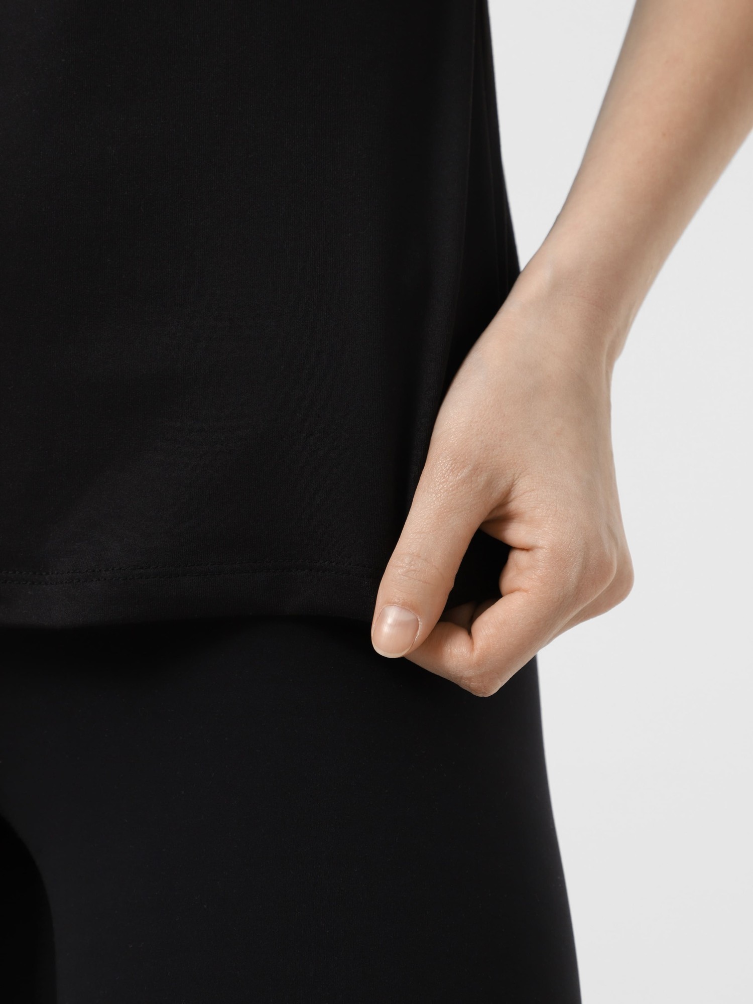 Футболка женская Larum Aragorn черная 372501-010 изображение 5