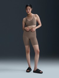 Бра жіночий Nike W NK DF INDY LGT SPT BRA коричневий FD1062-233 изображение 5