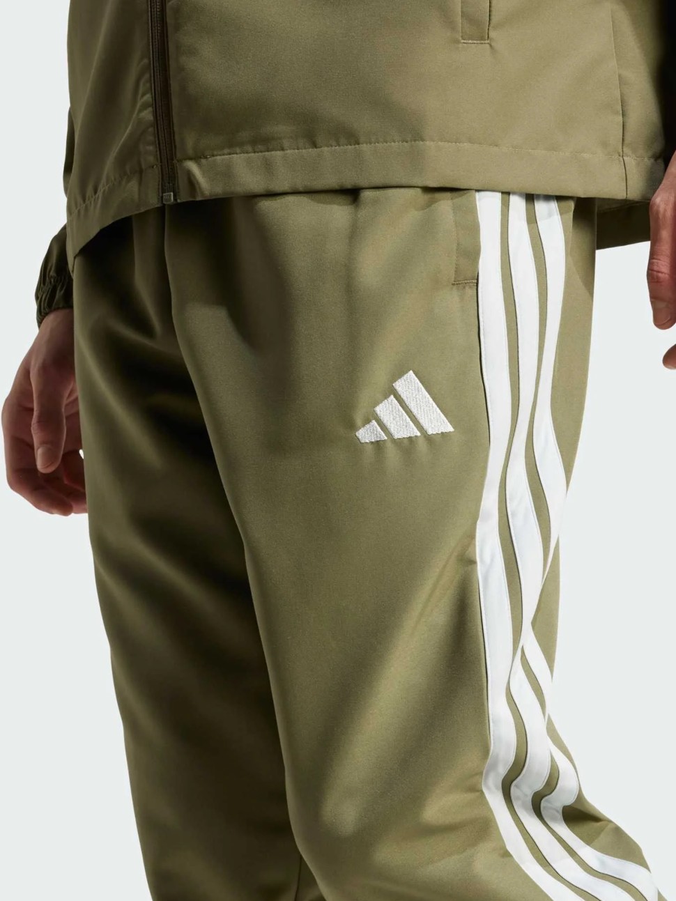 Костюм чоловічий Adidas M 3S WV TT TS оливковий JI8850 — фото 6