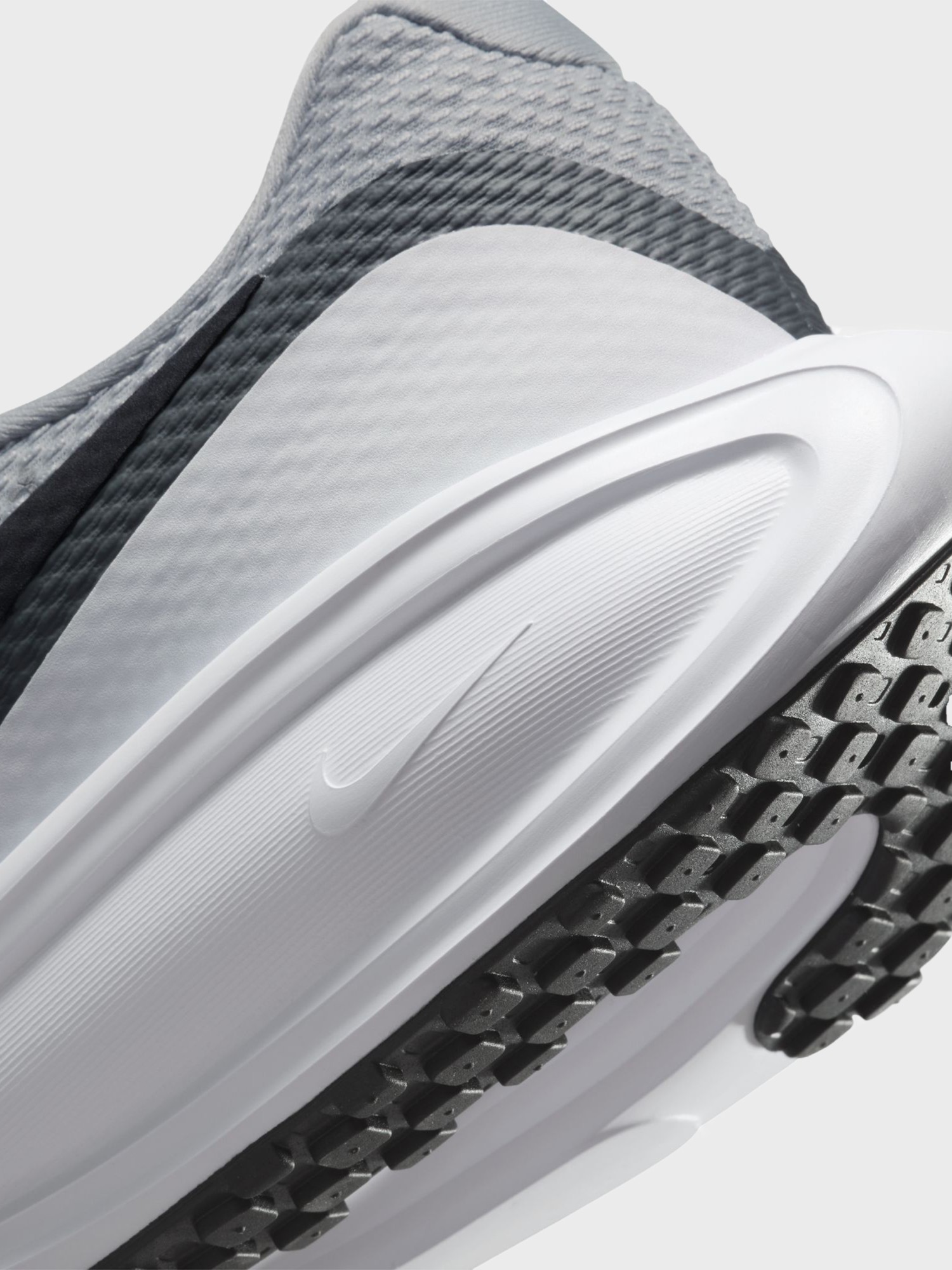 Кросівки чоловічі Nike REVOLUTION 8 сірі HJ9198-004 изображение 5