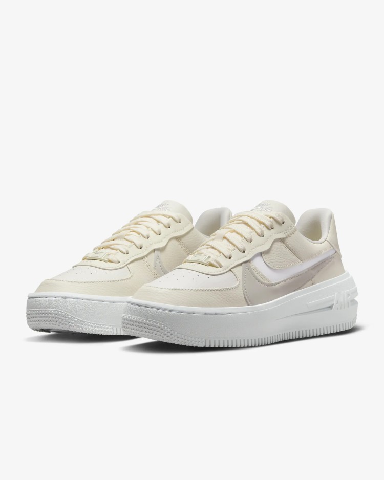 Кроссовки женские Nike W AF1 PLT.AF.ORM бежевые DJ9946-107 изображение 4