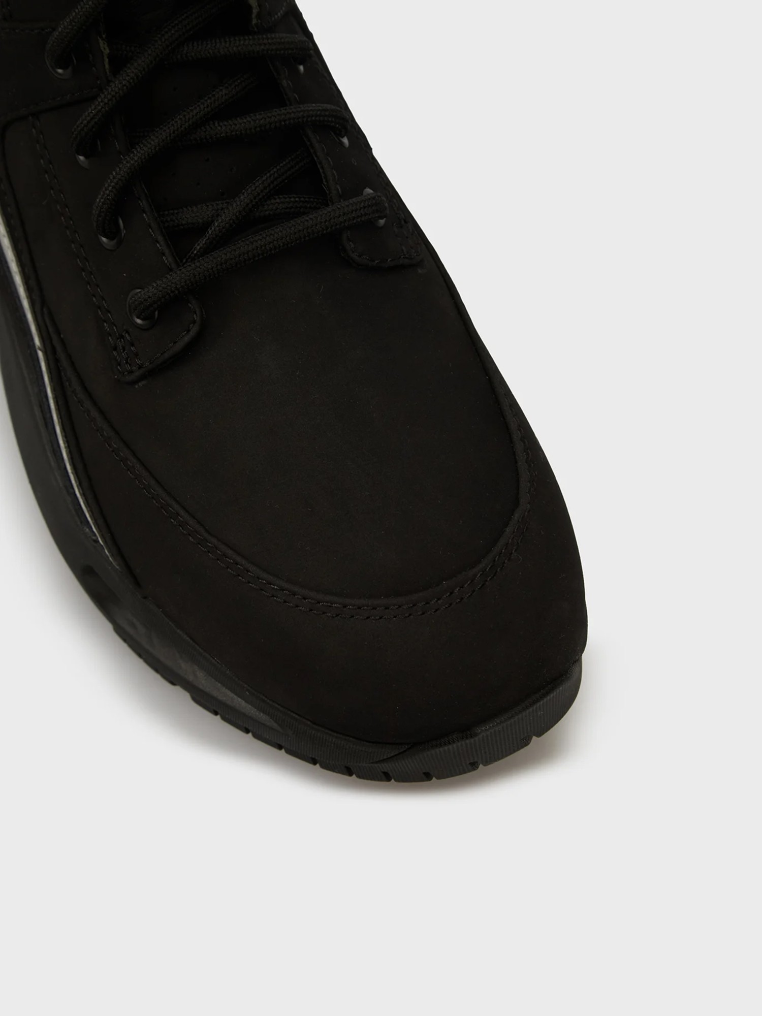 Черевики чоловічі Under Armour UA 695 чорні 3028376-001 изображение 5