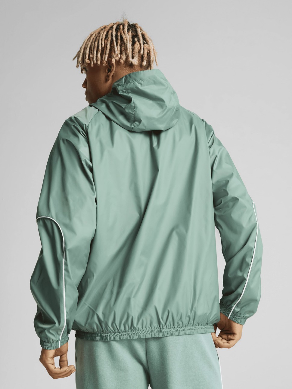 Вітрівка чоловіча Puma PUMA SPORT Windbreaker зелена 62990430 — фото 3