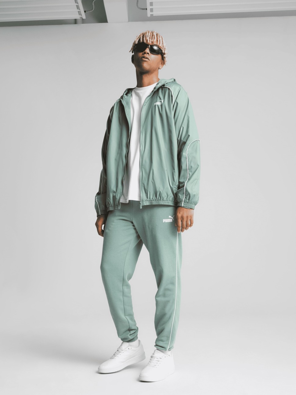 Вітрівка чоловіча Puma PUMA SPORT Windbreaker зелена 62990430 — фото 6