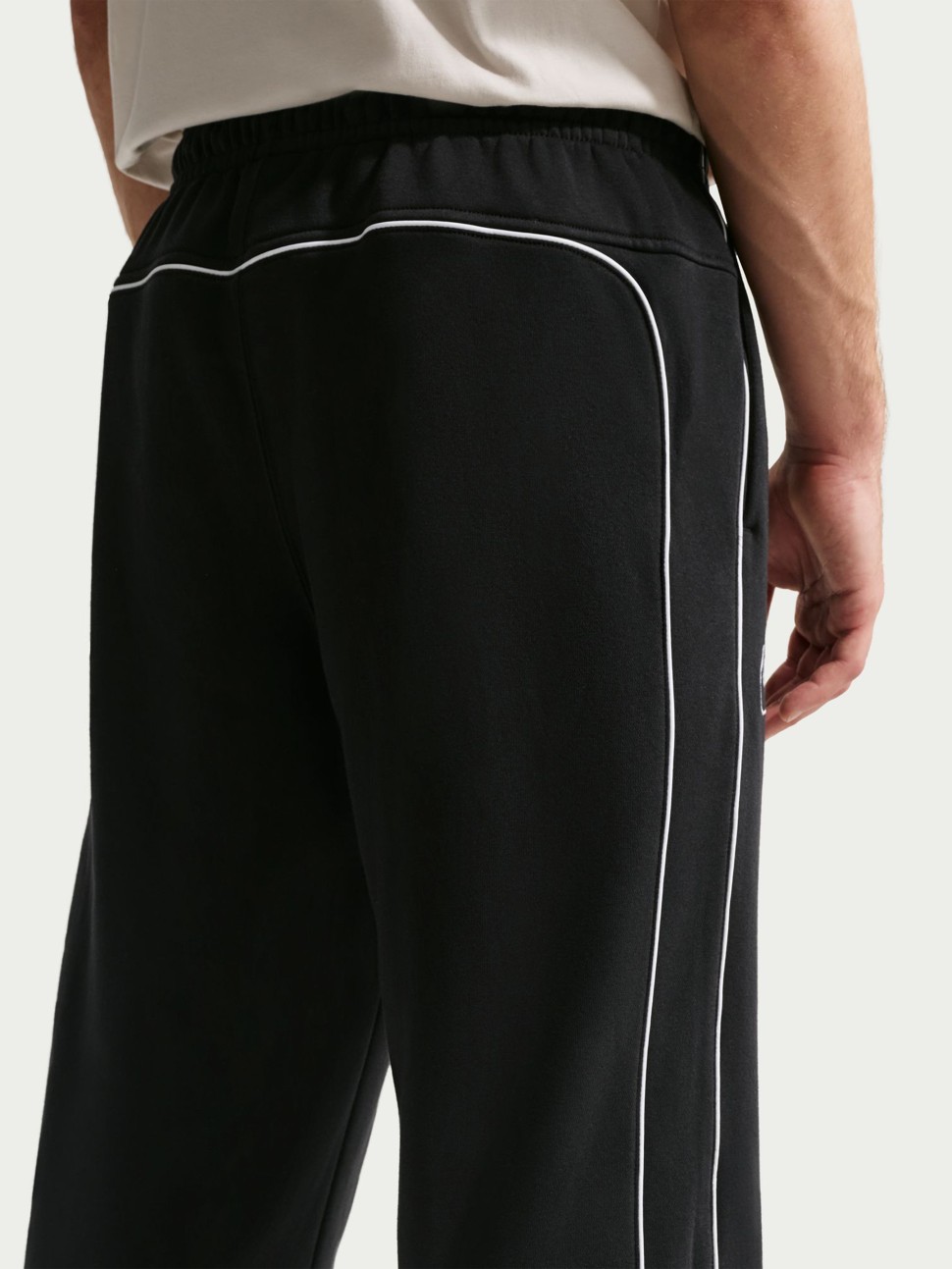 Штани чоловічі Nike M NK AIR BB OH PANT чорні IF1284-010 — фото 5