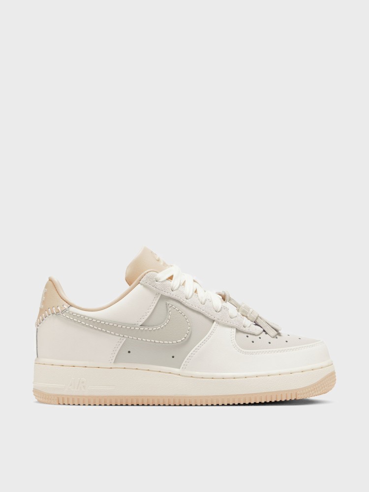 Кросівки жіночі Nike WMNS AIR FORCE 1 07 молочні HV1813-001 изображение 2