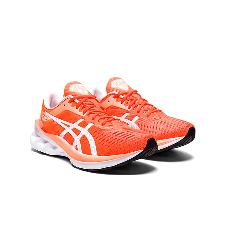 Кроссовки женские Asics Novablast Tokyo красные 1012A941-600 — фото 3 — Sport City Кроссовки женские Asics Novablast Tokyo красные 1012A941-600 — фото 3