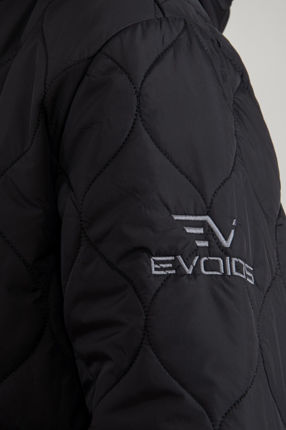 Куртка жіноча Evoids Charlotte чорна 112101-010 — фото 4