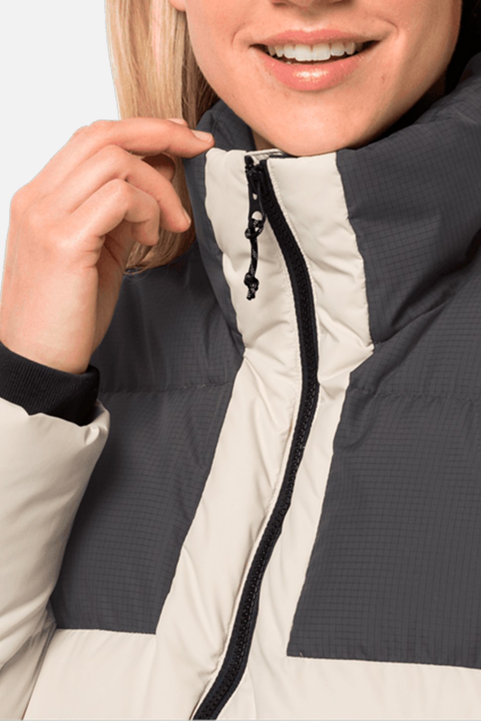 Куртка женская Jack Wolfskin 365 Fearless Down Jacket W белая 1206451-5017 — фото 5