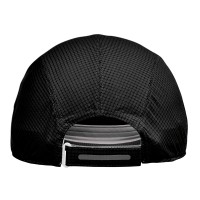 Бейсболка Asics LIGHTWEIGHT  RUNNING CAP чорна 3013A291-002 изображение 3