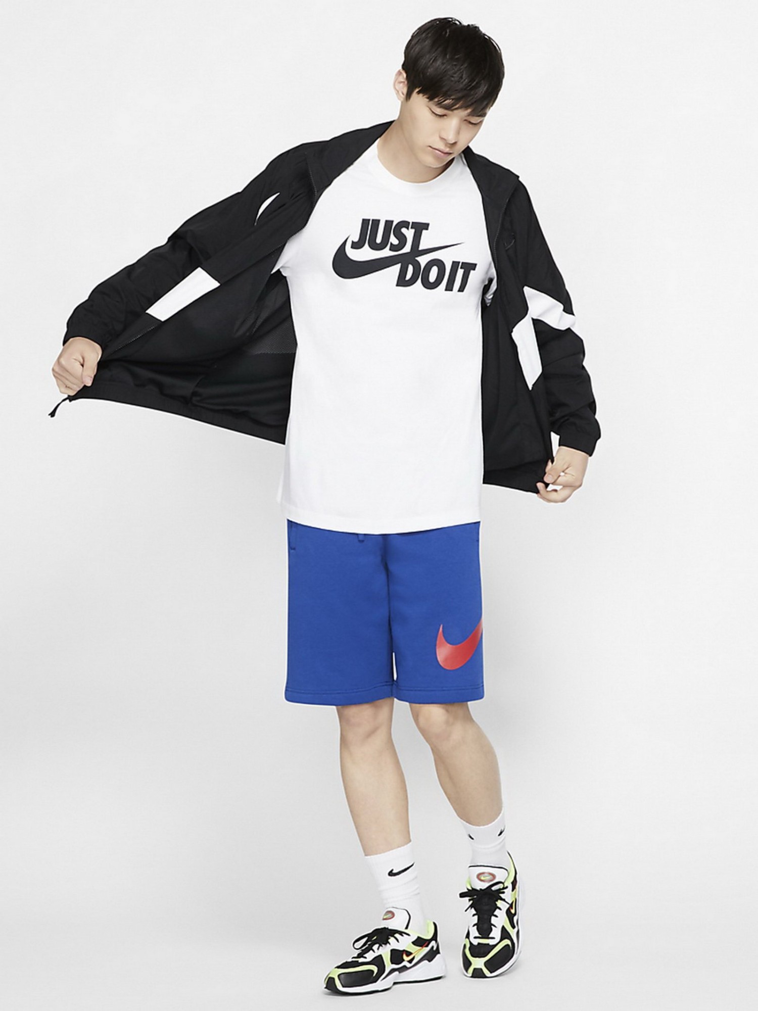 Футболка мужская Nike M NSW TEE JUST DO IT SWOOSH белая AR5006-100 изображение 5