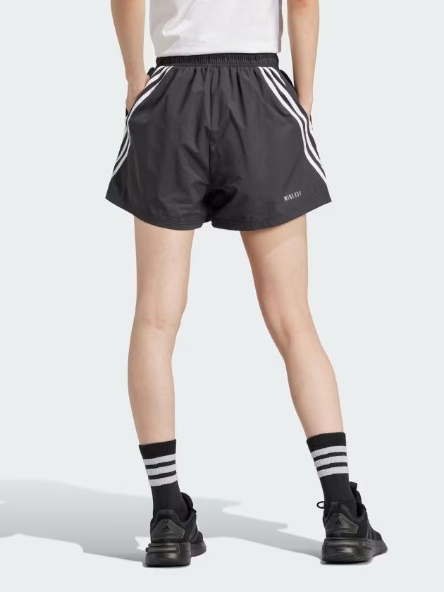 Шорти жіночі Adidas W FI 3S WVN SHO чорні IP1568 — фото 3