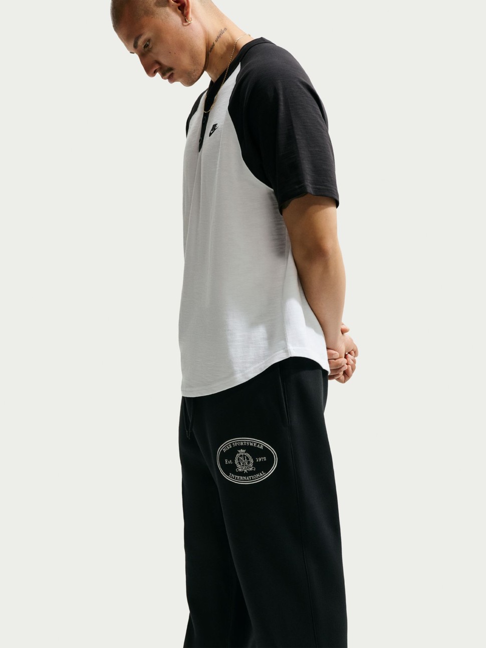 Брюки мужские Nike M NK CLUB BB OH PANT NCC черные IM5831-010 — фото 6